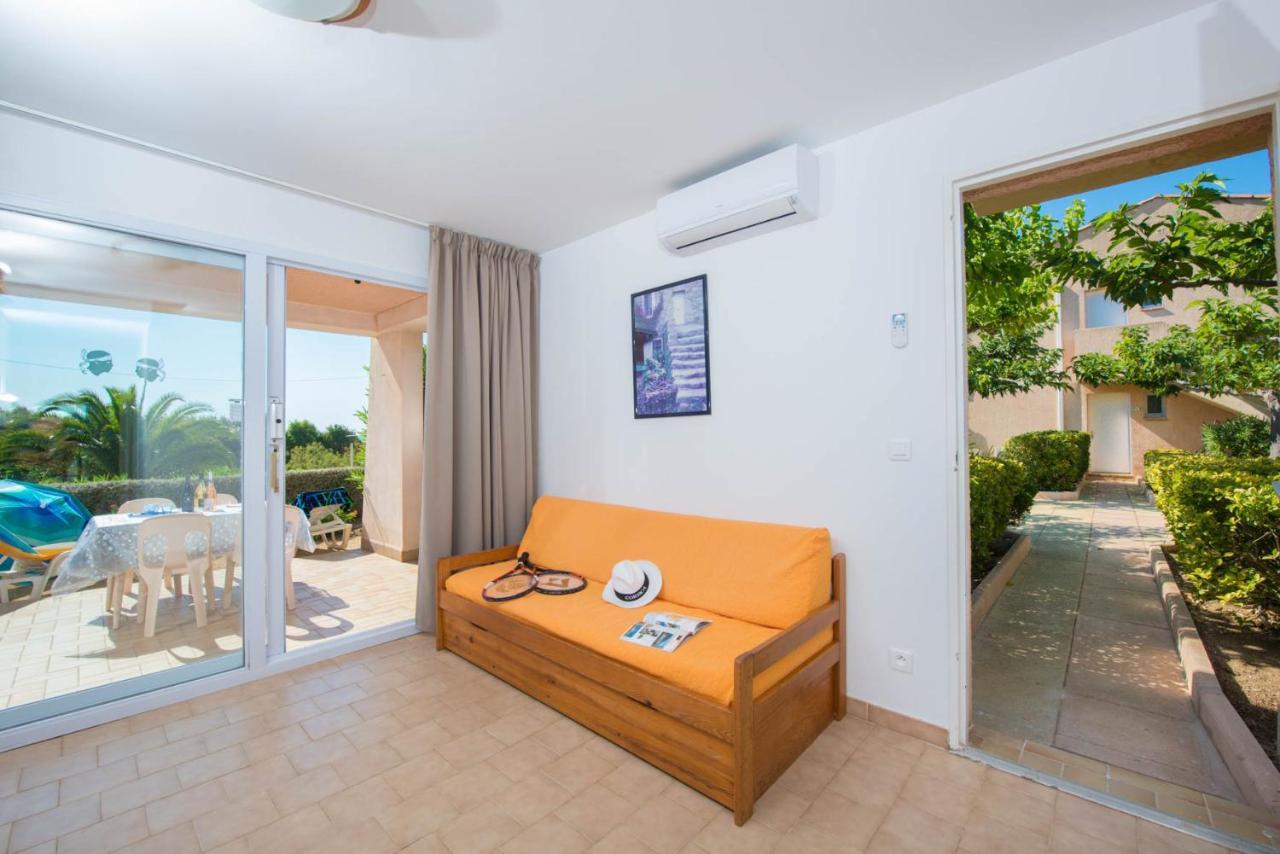 Residence Arinella ลูมิโอ ภายนอก รูปภาพ