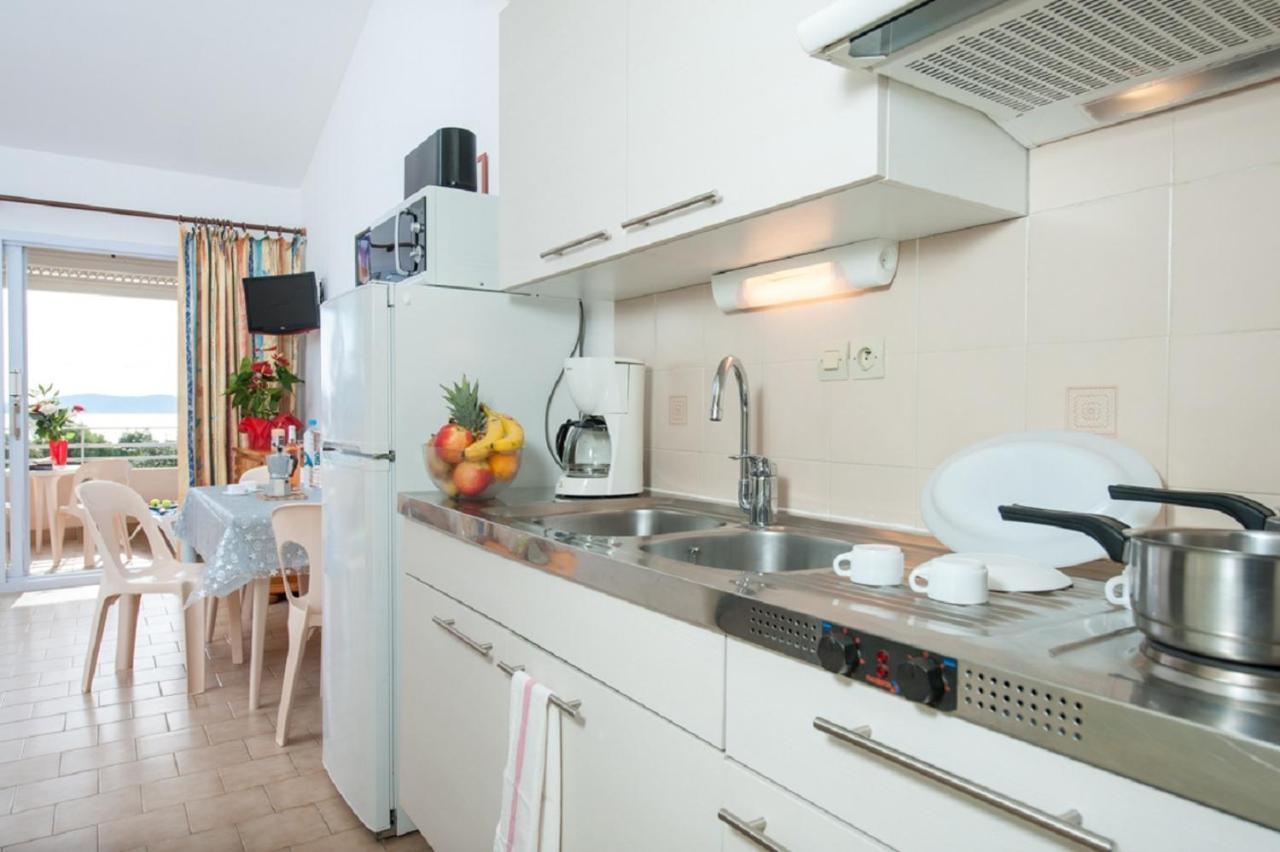 Residence Arinella ลูมิโอ ภายนอก รูปภาพ